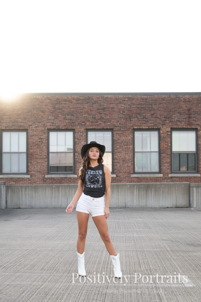 Akron Senior Photos, Akron Ohio Senior Pictures, Senior Photos Northeast Ohio, Akron Art Museum Senior Photos
