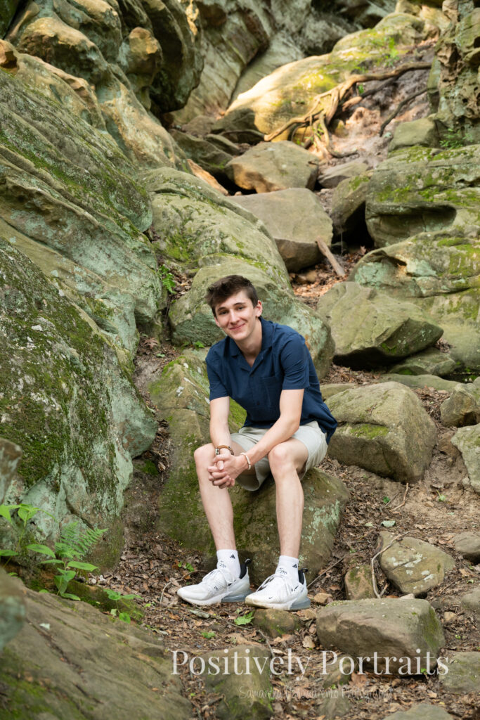 To switch things up, Cameron changed into khaki shorts and a navy button-up shirt. With the addition of sunglasses and a relaxed attitude, these shots captured his laid-back side, cool, collected, and ready for whatever comes next.