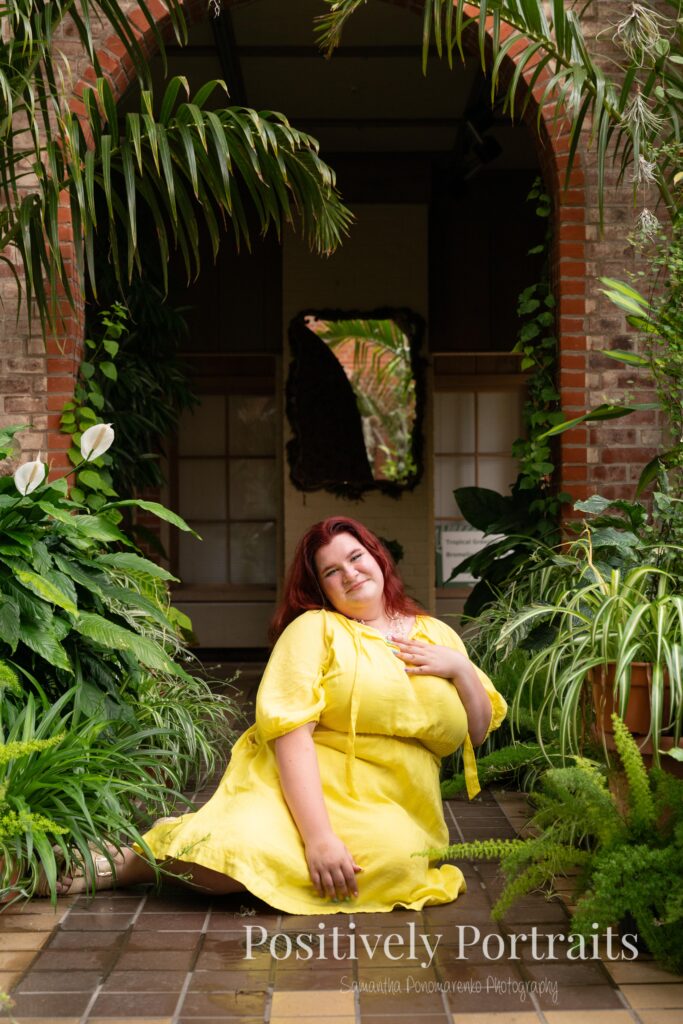 Senior photos at the Kingwood Center Gardens in Mansfield, one of the most beautiful gardens in Northeast Ohio for senior photos. 
