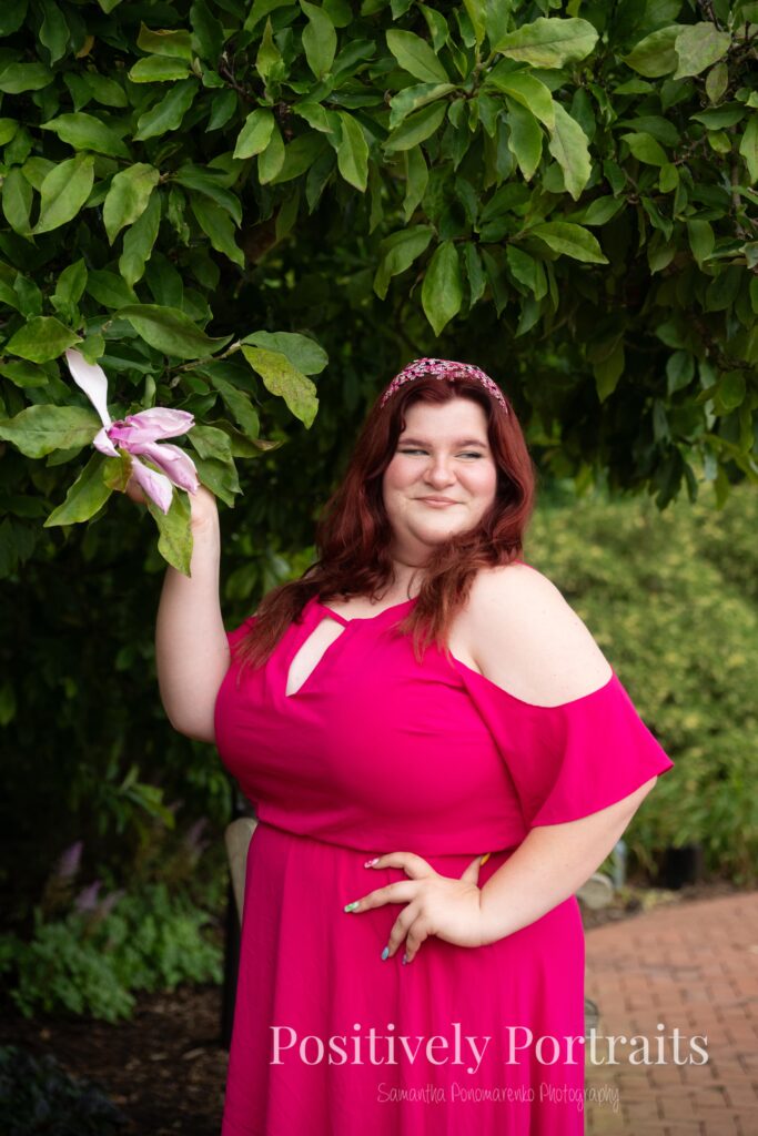 Vivian’s senior session at Kingwood Center Gardens was a colorful dream from start to finish. With bold dresses, beautiful backdrops, and her glowing personality, every image captured the essence of her senior year in the most vibrant way.