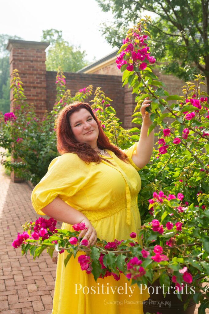 Senior photos at the Kingwood Center Gardens in Mansfield, one of the most beautiful gardens in Northeast Ohio for senior photos. 