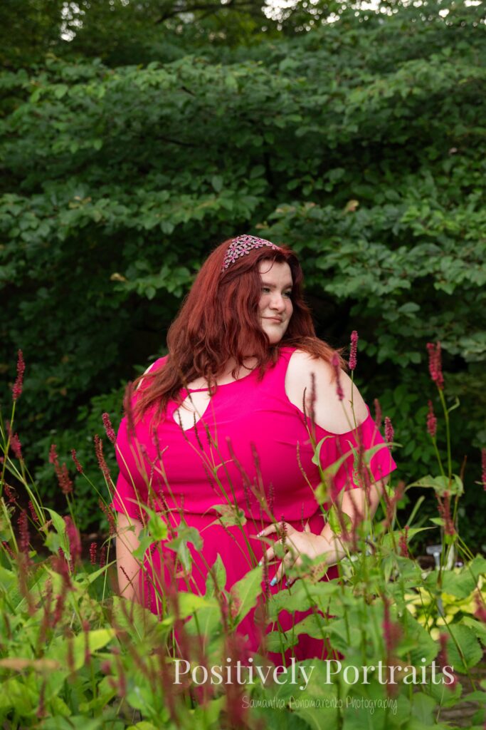 Senior photos at the Kingwood Center Gardens in Mansfield, one of the most beautiful gardens in Northeast Ohio for senior photos. 